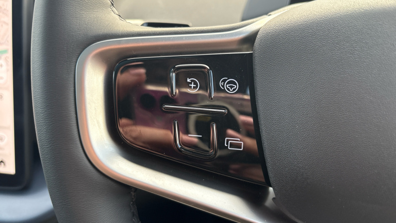 Volvo EX30 200kW SM Extended Range Ultra 69kWh 5dr Auto Electric Estate